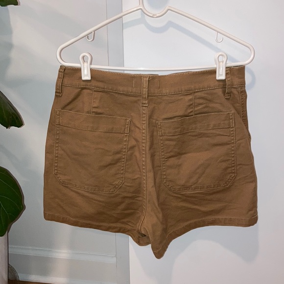 Madewell Shorts, Size 29. Very soft and comfortable. 98% cotton, 2% elastane. - Picture 2 of 3